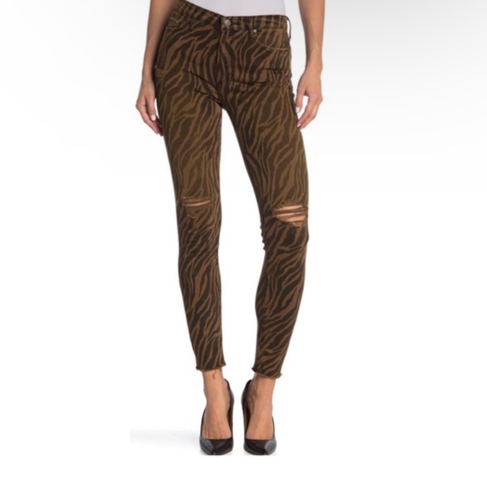 NWT Black Orchid Tiger Print Jeans